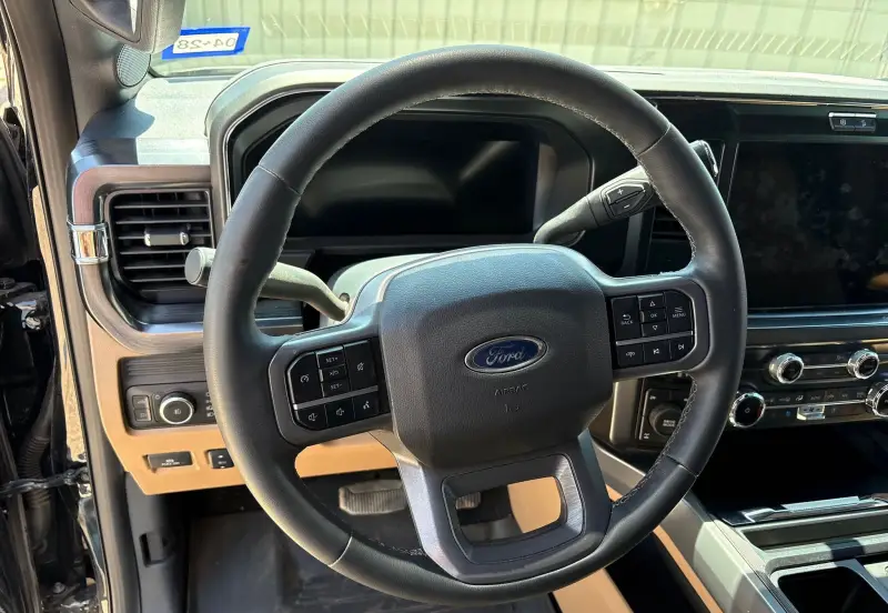 2026 Ford F350 Super Duty photo 37