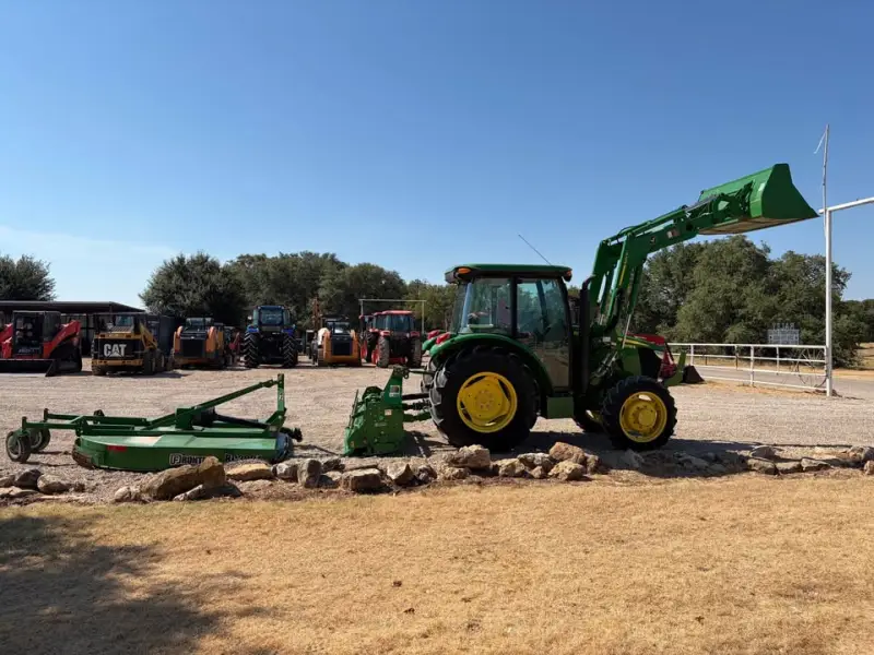 2019 John Deere 5055E 4WD CAB Tractor - Complete Package photo 5