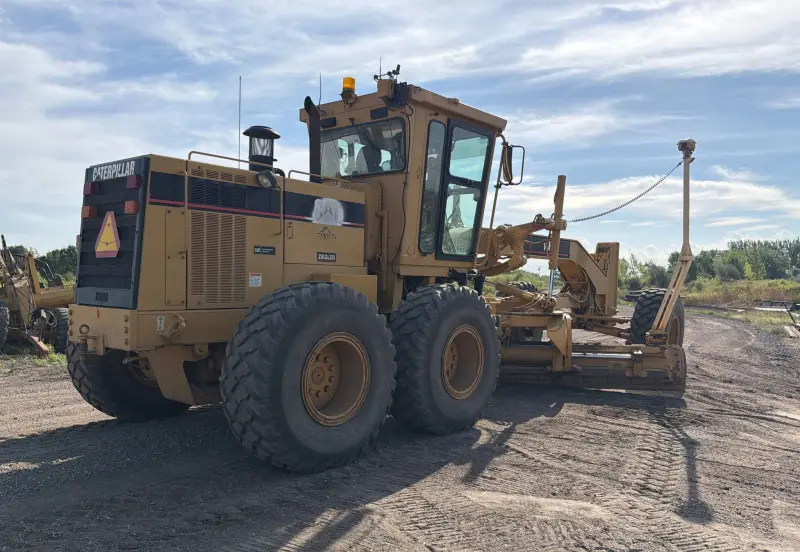 2001 Caterpillar 14H photo 5