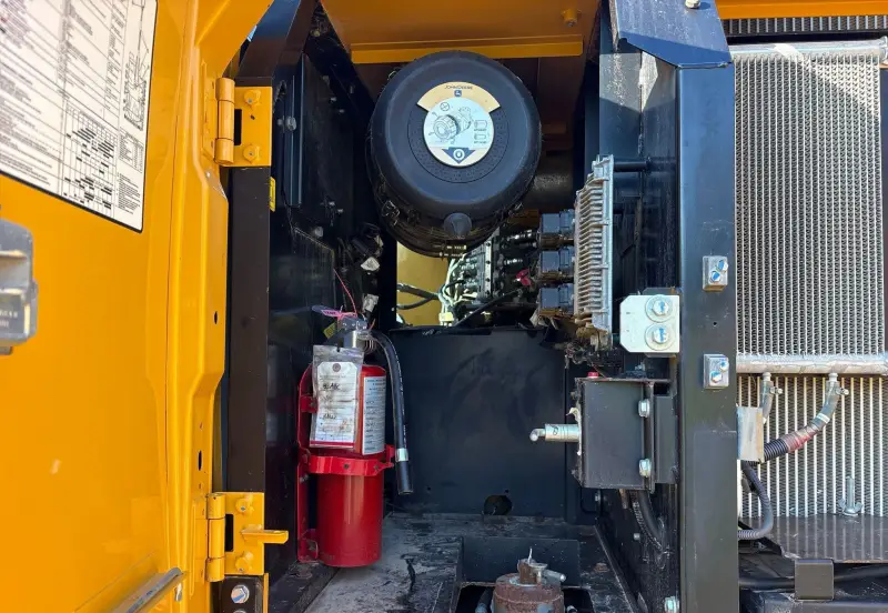 2021 John Deere 210G LC photo 12