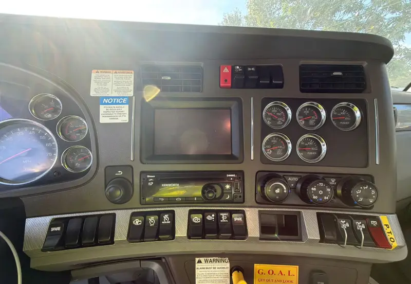 2018 Kenworth T880 photo 61