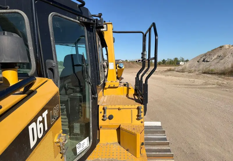 2017 Caterpillar D6T photo 32