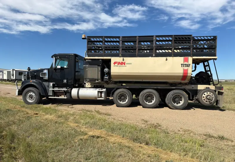 2012 Freightliner Coronado photo 8