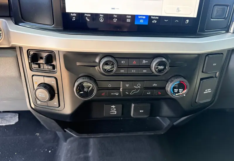 2026 Ford F250 Super Duty XLT photo 41
