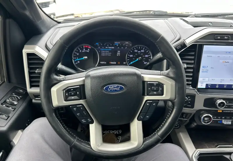 2022 Ford F250 Super Duty photo 25