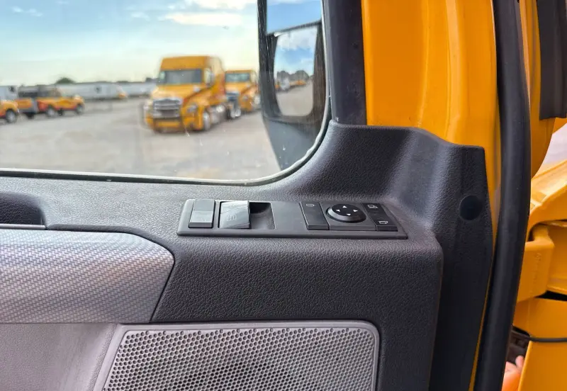 2021 Freightliner Cascadia 126 photo 29