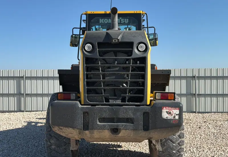 2023 Komatsu WA320-8 photo 6