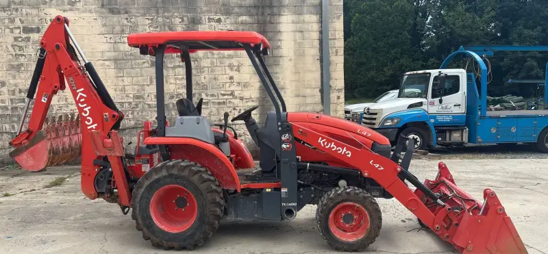 2021 Kubota L47 photo 4