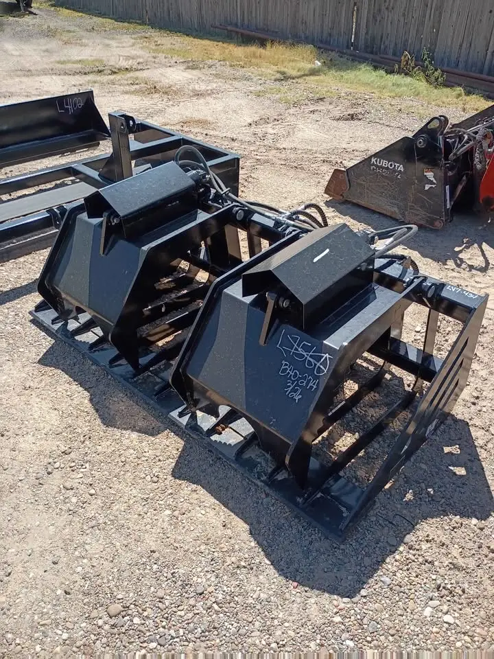 2019 Kubota SSV 65 Skid Steer — Full Attachment Package photo 3